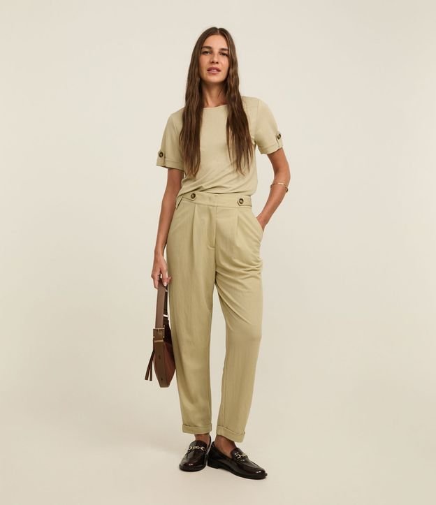 Pantalón Carrot Cintura Alta en Piquet con Cintas y Pliegues