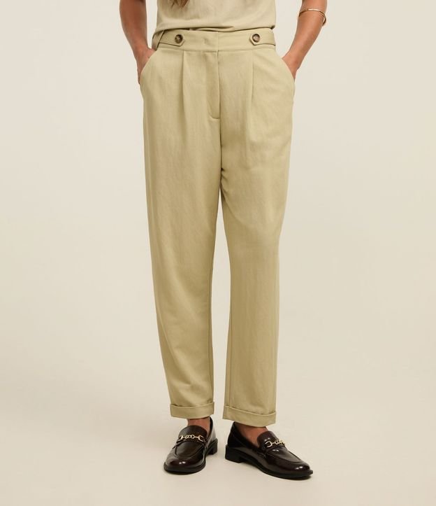 Pantalón Carrot Cintura Alta en Piquet con Cintas y Pliegues 3