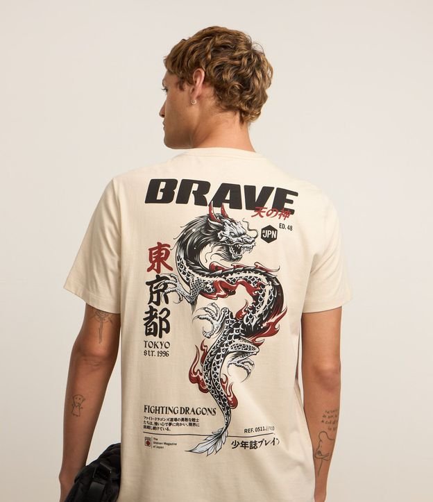 Remera Regular en Algodón con Estampa de Dragón Oriental
