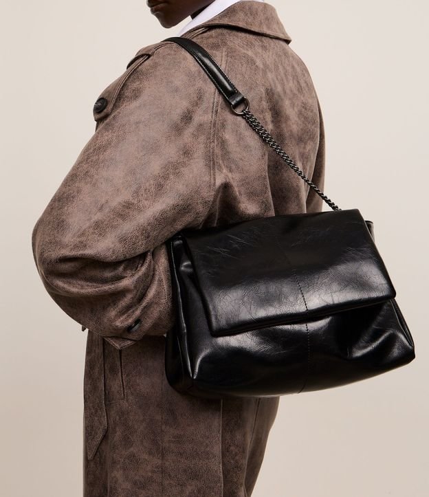 Cartera Shoulder Mediana con Asa de Cadena 8