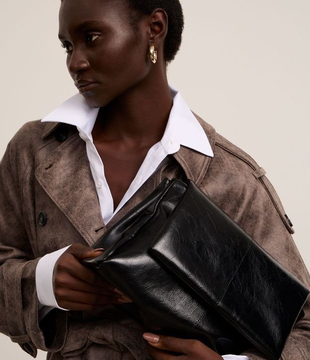 Cartera Shoulder Mediana con Asa de Cadena