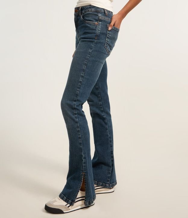 Pantalón Bootcut en Jeans con Cintura Alta y Fenda en la Parte baja 3