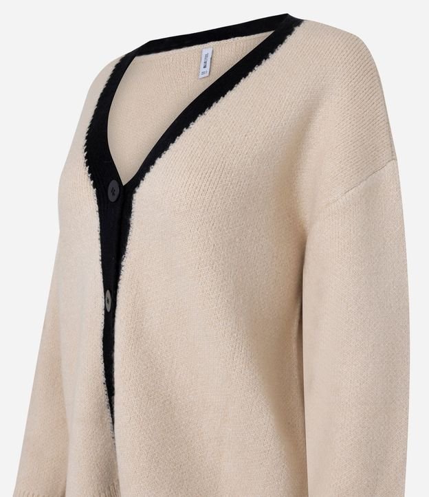 Cardigan Alargado en Punto Texturizado con Lineas Contrastante y Botones 2