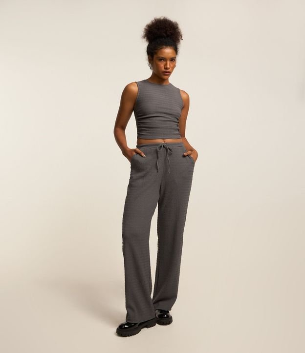 Pantalón Recto con Textura y Cintura Elástica