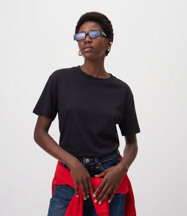 Blusa en Algodón Pima con Cuello Redondo 3
