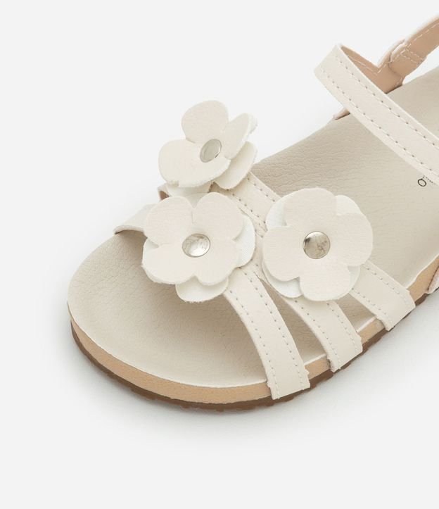 Sandalia Infantil de Tiras con Flores Aplicadas - Talle 20 a 27 4