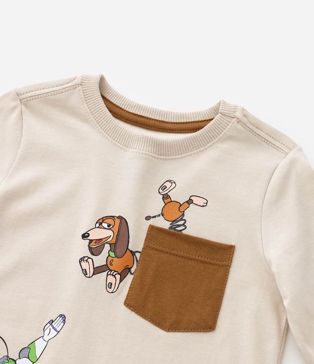 Remera Infantil con Pequeño Bolsillo y Estampa Toy Story - Talle 2 a 6 años 7