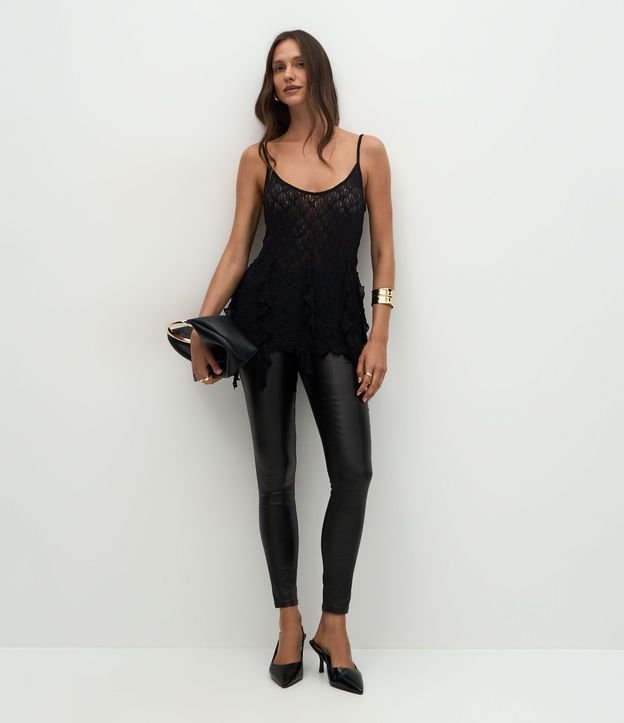 Pantalón Skinny en Sarga Resinada con Cintura Mediana