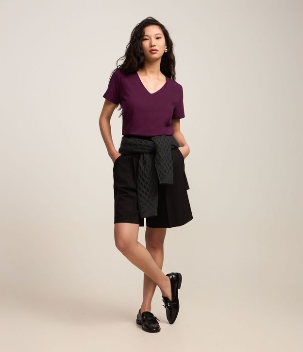Blusa Básica en Algodón con Escote V