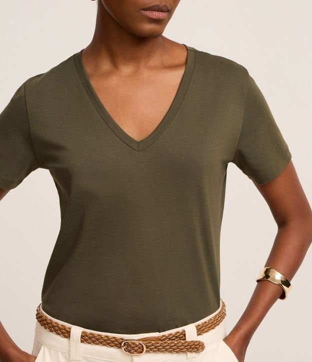 Blusa Básica en Algodón con Escote V 5