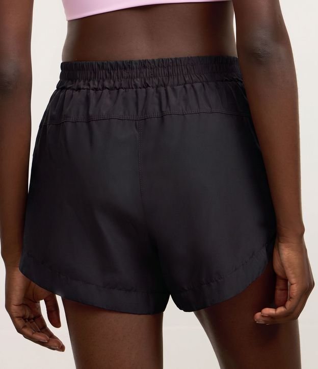 Bermuda Runner Deportiva con Rayas Laterales 3