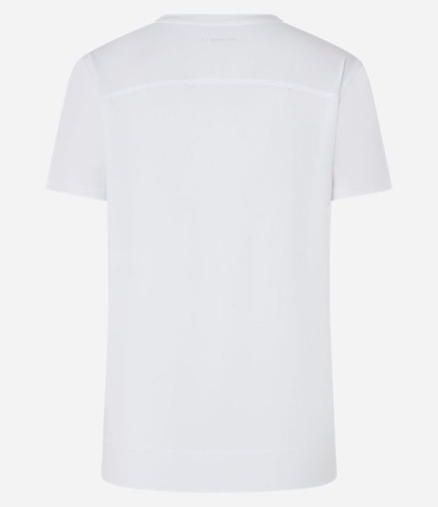 Remera Deportiva en Microfibra Agujerada con Ruedo Mullet 7
