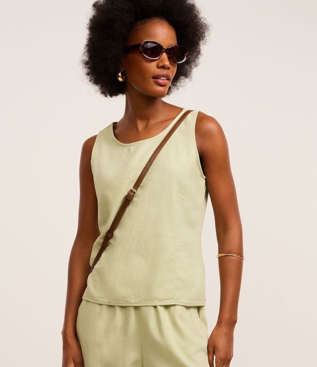 Blusa sin Manga en Sarga con Escote Redondo