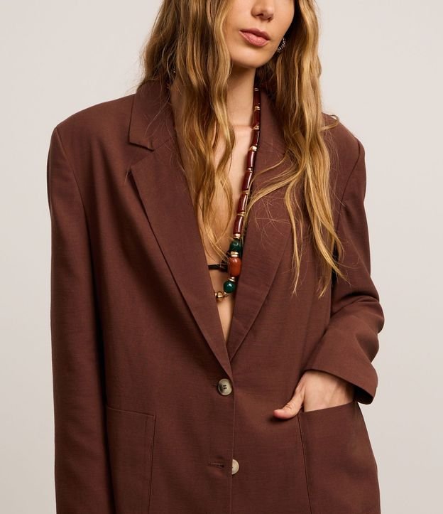 Blazer Oversized en Viscolino con Botones y Bolsillos 8