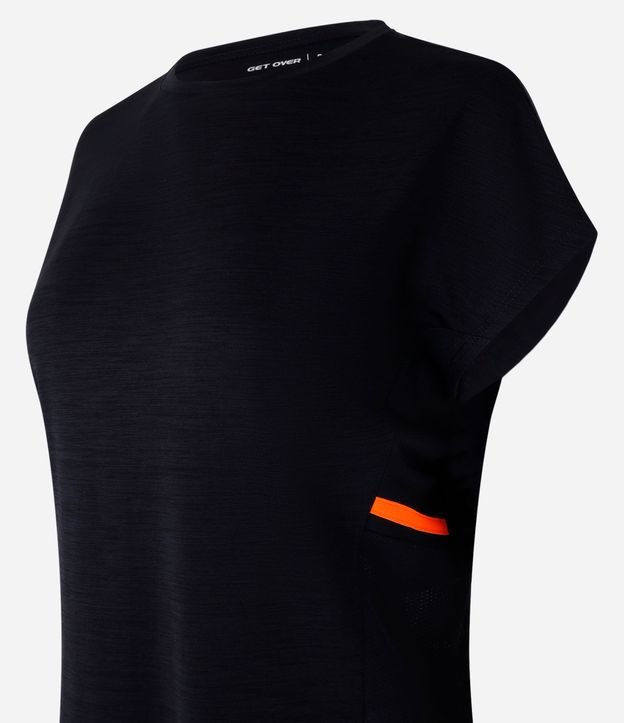 Remera Deportiva en Microfibra con Faja Contrastante 9