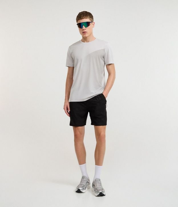 Bermuda Deportiva con Estampa Heat Print