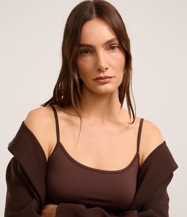 Blusa Musculosa Básica en Poliamida con Breteles Finos 6