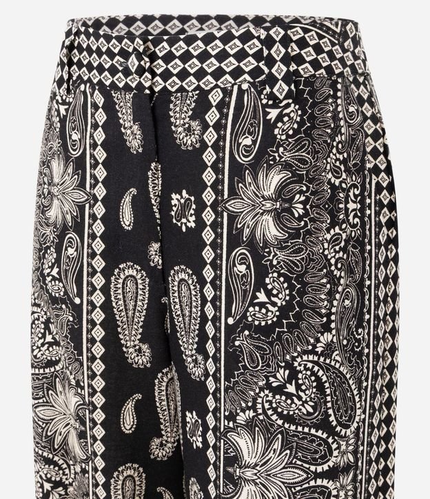 Pantalón Boho Pantalona en Viscolino con Estampa Paisley 6
