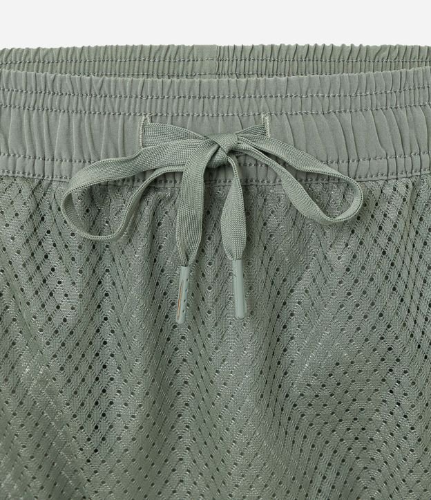 Bermuda Deportiva con Estampa Localizada Reflectante 10