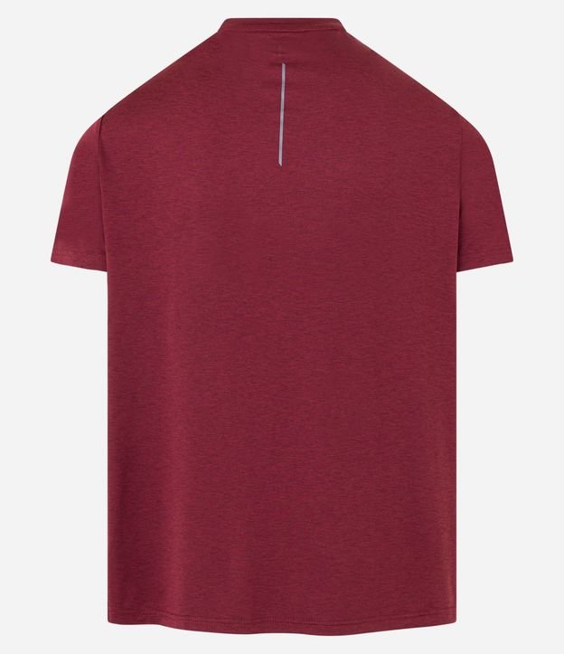Remera Deportiva con Tecnologia Dry y Detalles Reflectantes 10