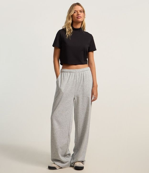 Blusa T-Shirt Cropped en Algodón con Cuello Alto 2