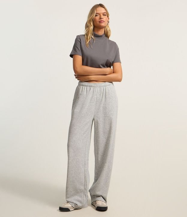 Blusa T-Shirt Cropped en Algodón con Cuello Alto 3