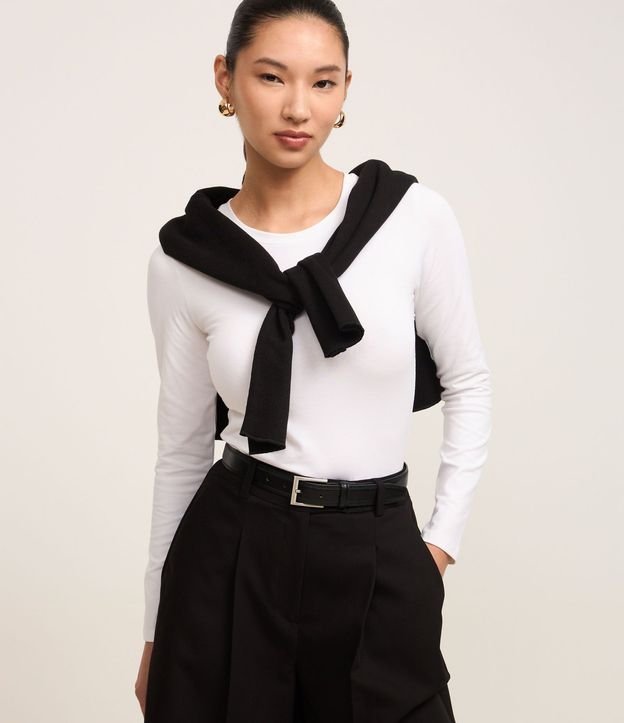 Blusa en Algodón con Cuello Redondo 2