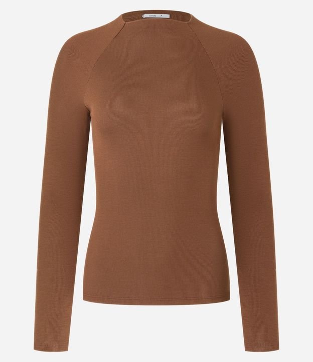 Blusa Básica en Viscosa con Cuello Alto y Sisa Raglán 7