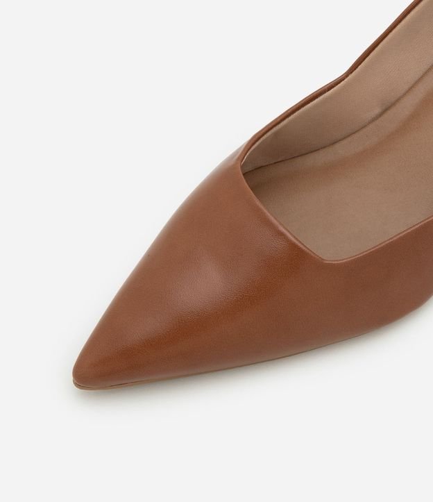 Zapato Scarpin Básico con Tacón Bloque 5