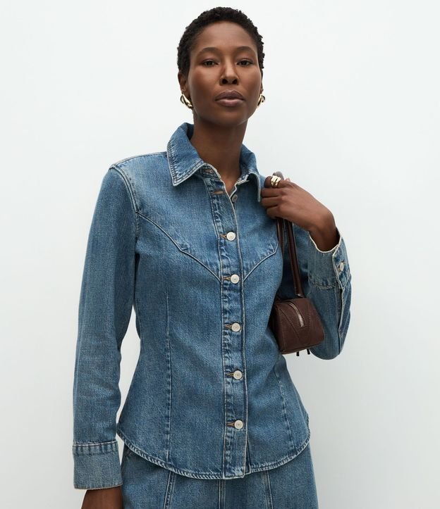 Camisa en Jeans Dirty Western con Recortes Delanteros