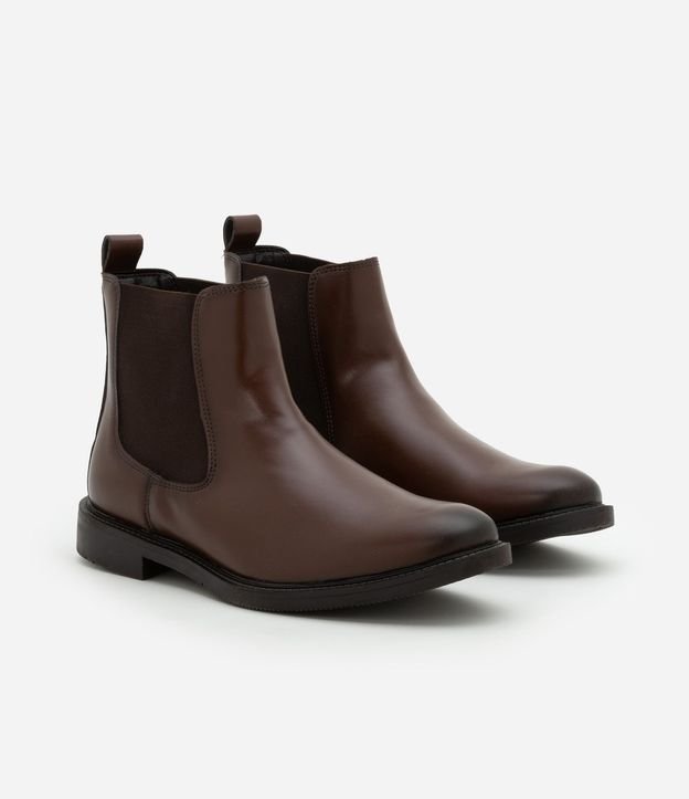 Bota en Cuero con Cano Mediano 2