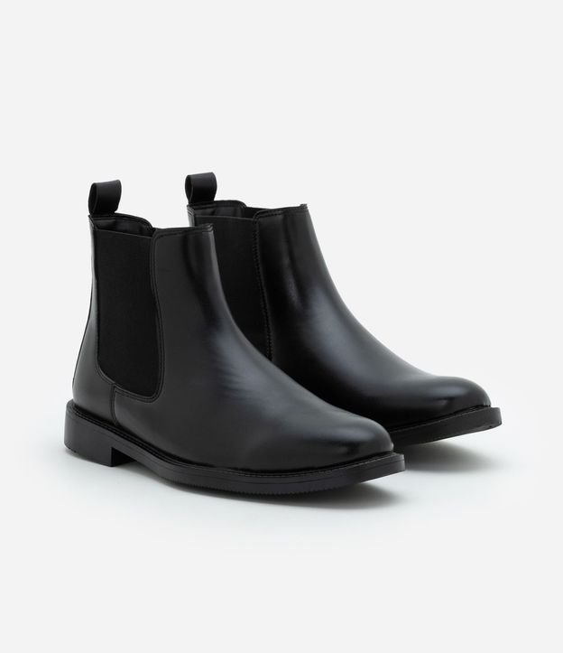 Bota en Cuero con Cano Mediano 2