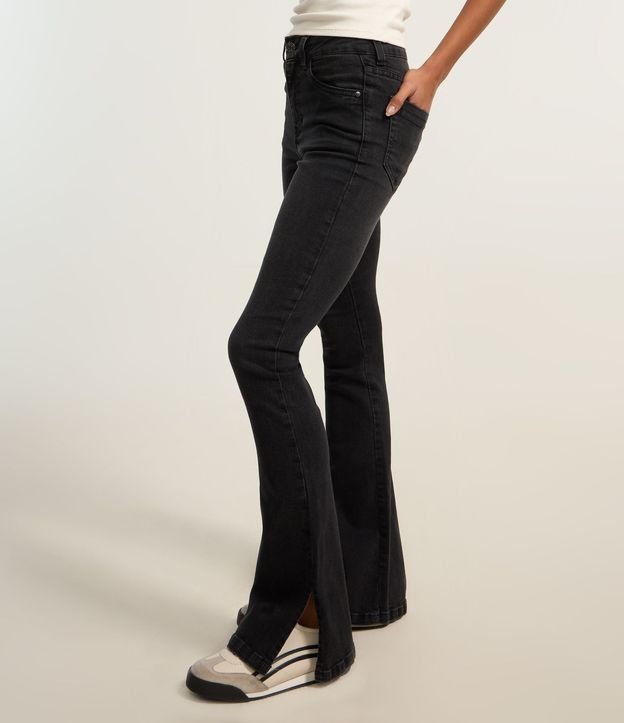 Pantalón Boot Cut en Jeans con Tiro Alto 3
