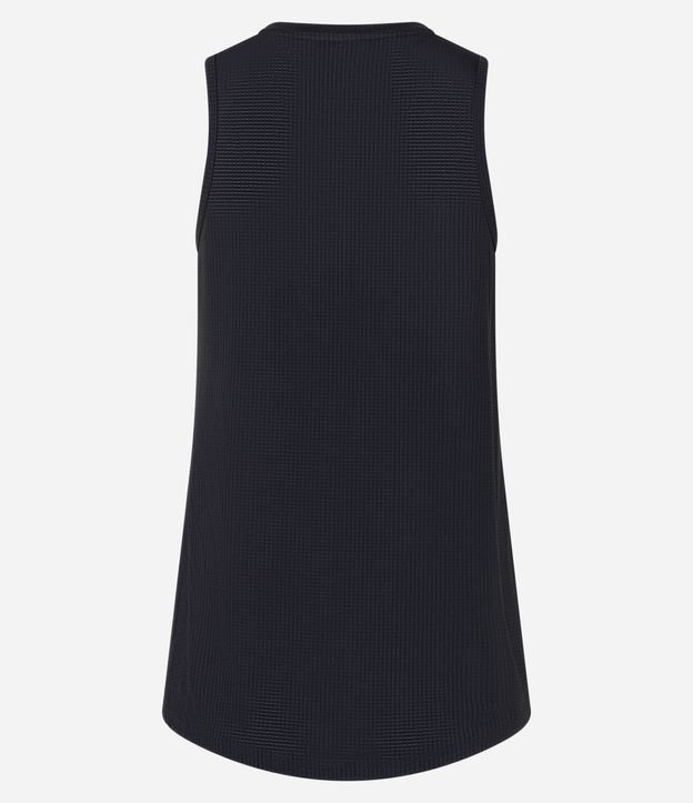 Musculosa Deportiva en Microfibra Texturizada y Bajo Redondeado 7