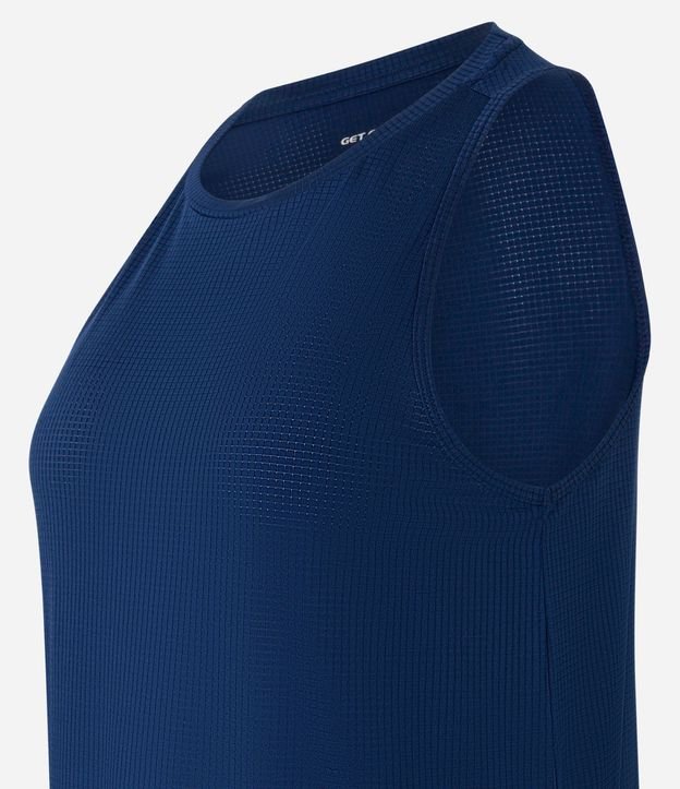 Musculosa Deportiva en Microfibra Texturizada y Bajo Redondeado 7