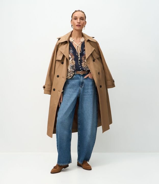 Trench Coat Alargado en Gabardine con Cinta para Lazo 7