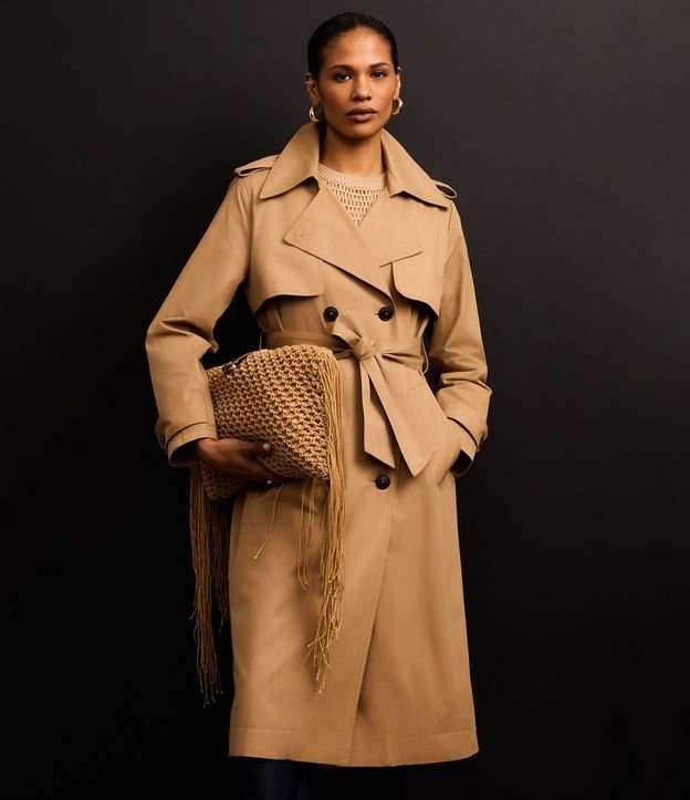 Trench Coat Alargado en Gabardine con Cinta para Lazo 11