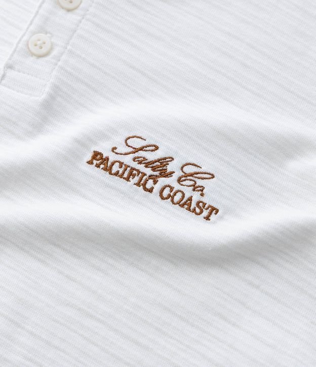 Remera Infantil Texturizada con Bordado Lettering - Talle 5 a 14 años 7