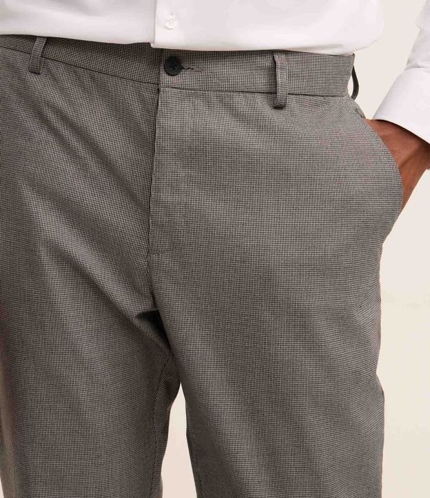 Pantalón Slim en Viscosa Sastrería con Estampa de Cuadros en Hilo Teñido 4