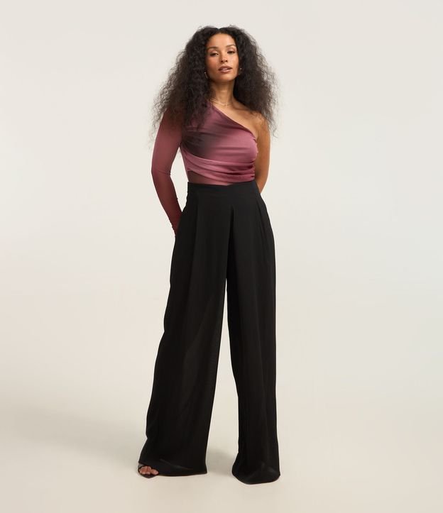 Pantalón Pantalona en Chiffon con Pliegues Delanteros