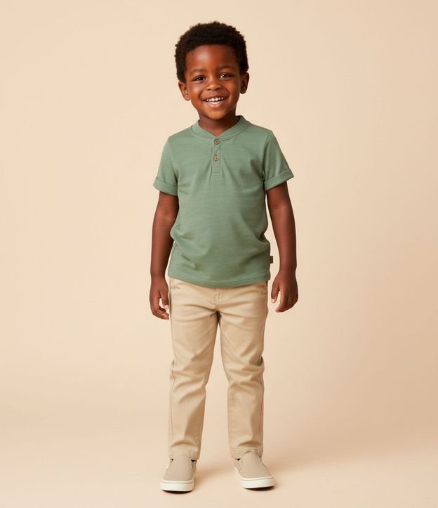 Remera Infantil Texturizada con Cuello Henley - Talle 1 a 6 años