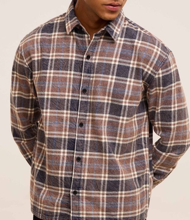 Camisa en Franela con Estampa de Cuadros 3