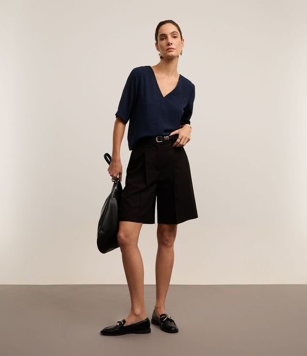 Blusa Suelta en Crepé con Escote V