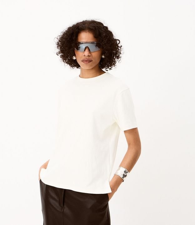 Remera T-Shirt en Suedine Básica