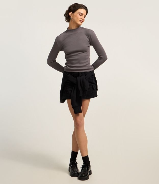 Blusa en Algodón Manga Larga y Cuello Alto
