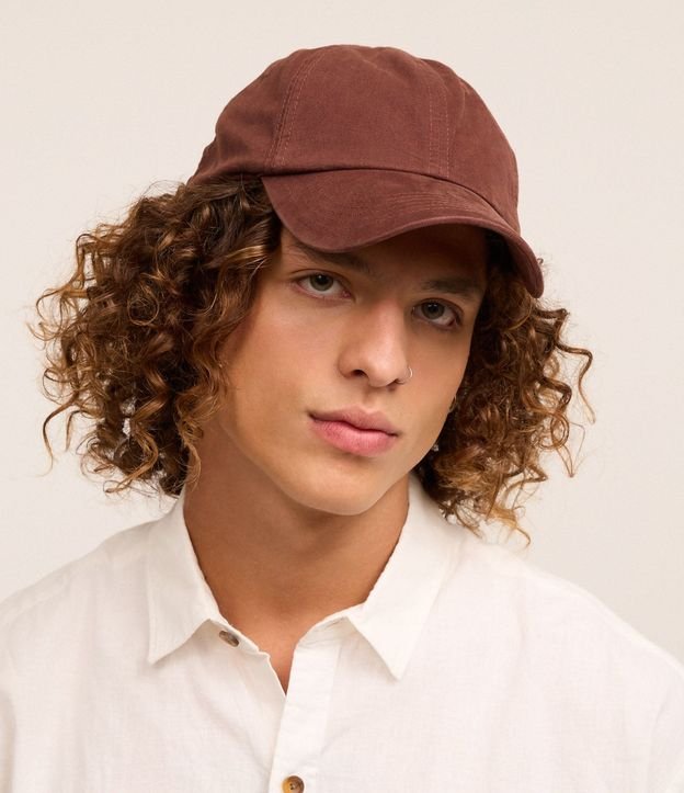 Gorra Aba Curva en Algodón con Strapback 2