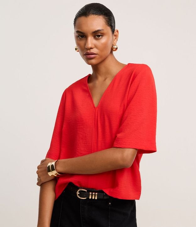 Blusa Suelta en Crepé con Escote V