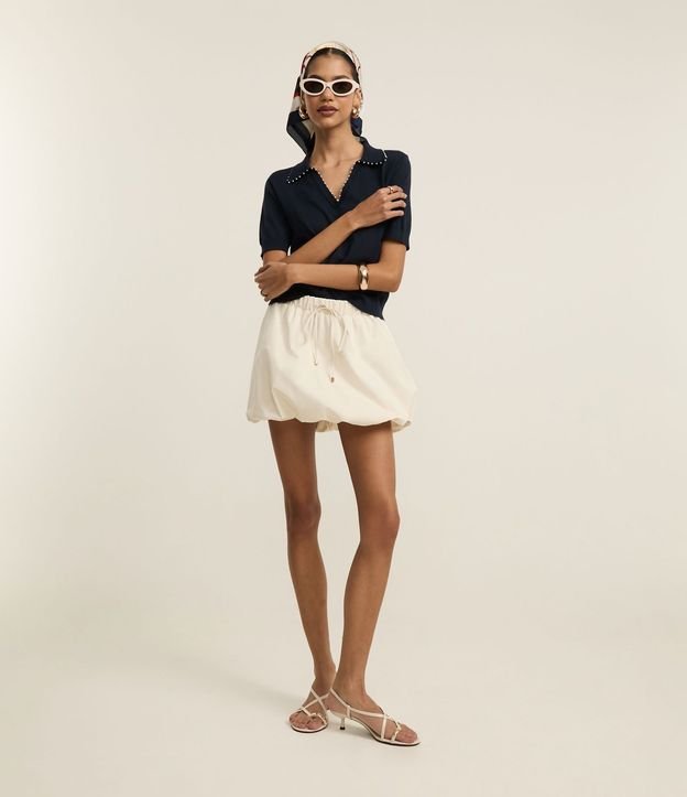 Blusa Polo en Punto con Mini Perlas 2