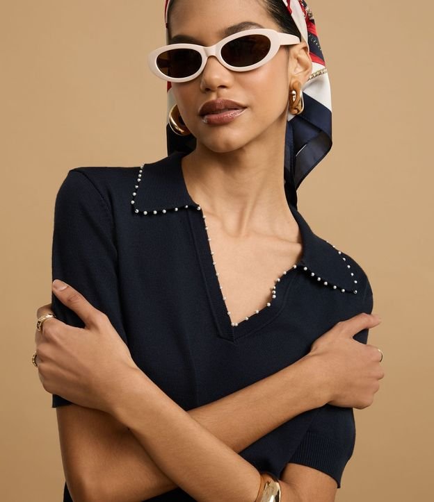 Blusa Polo en Punto con Mini Perlas 6