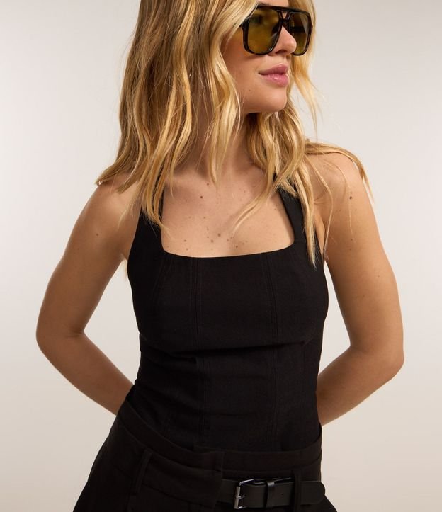 Blusa Cropped en Bengalina Frente Única 3